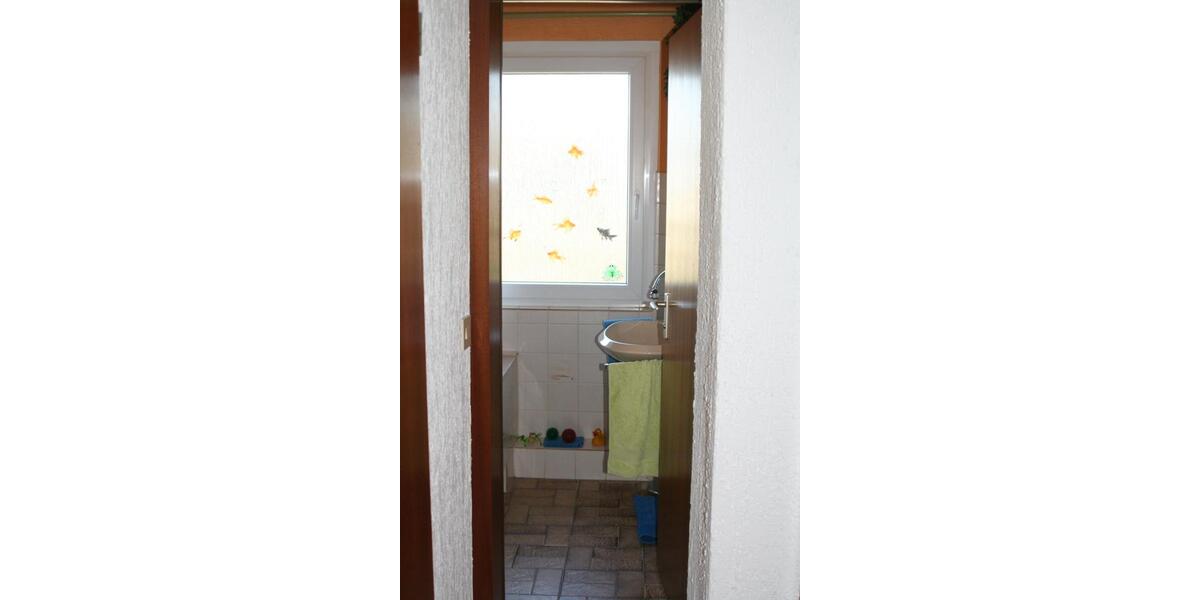 Dachgeschoßwohnung Bochum Eppendorf - 3.5 Zimmer, 82 m&sup2;, 660&euro; | Angebot:25294051