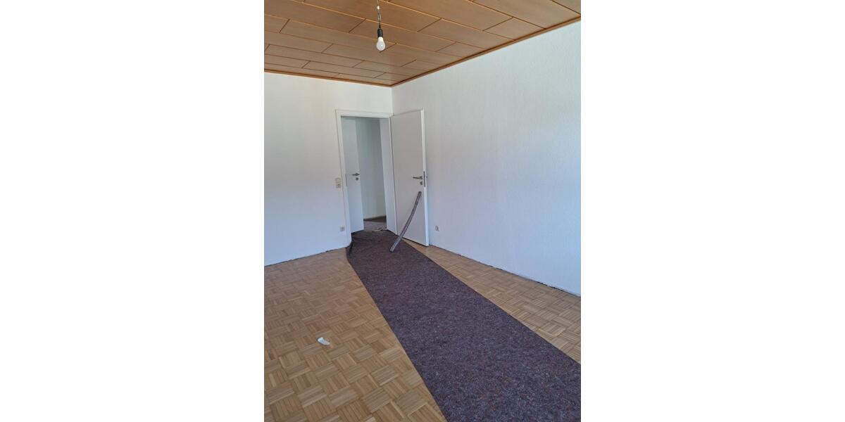 Etagenwohnung Bochum Wiemelhausen - 3 Zimmer, 70 m&sup2;, 520&euro; | Angebot:25749529