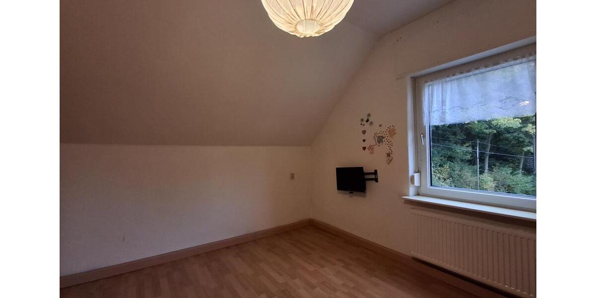 Einfamilienhaus Witten Rüdinghausen - 7 Zimmer, 174 m&sup2;, 599.000&euro; | Angebot:24663857