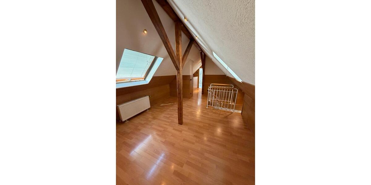 Dachgeschoßwohnung Bochum Günnigfeld - 3 Zimmer, 78 m&sup2;, 741&euro; | Angebot:26518324