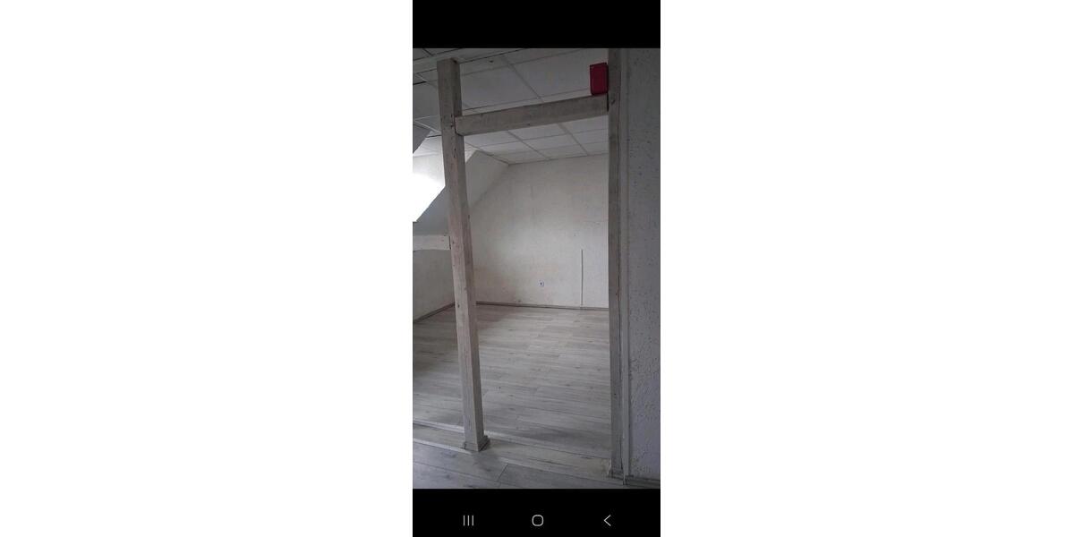 Dachgeschoßwohnung Schalksmühle - 3 Zimmer, 74 m&sup2;, 95.000&euro; | Angebot:27525110