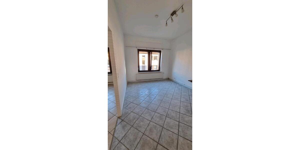 Etagenwohnung Iserlohn - 3 Zimmer, 75 m&sup2;, 590&euro; | Angebot:25957361