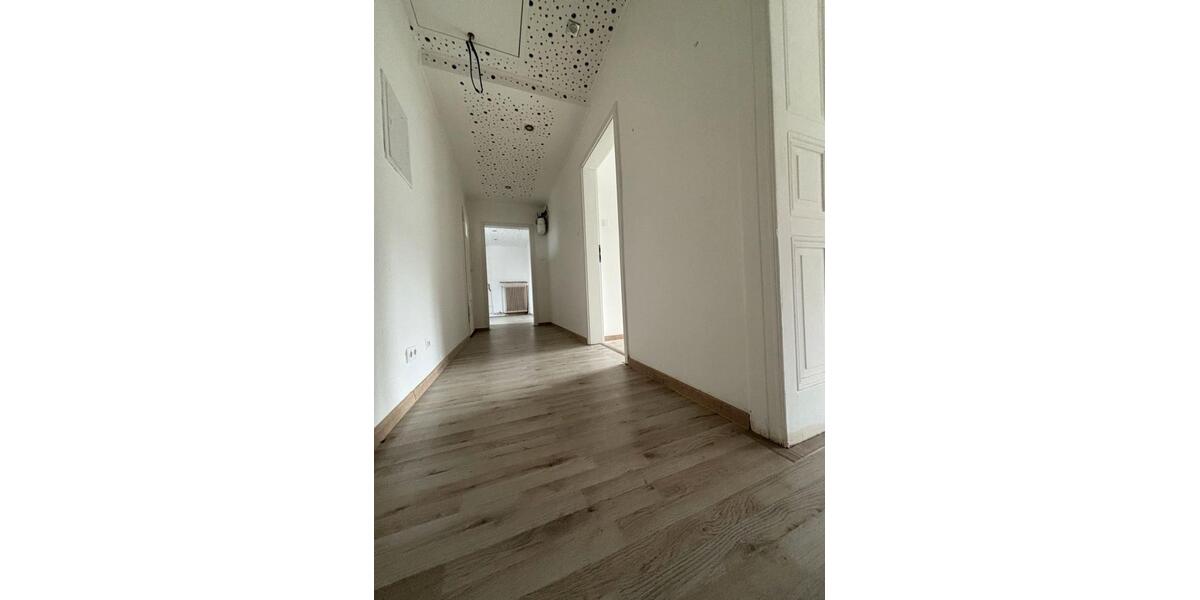 Dachgeschoßwohnung Hagen Hagen-Nord - 4 Zimmer, 92 m&sup2;, 900&euro; | Angebot:27623419