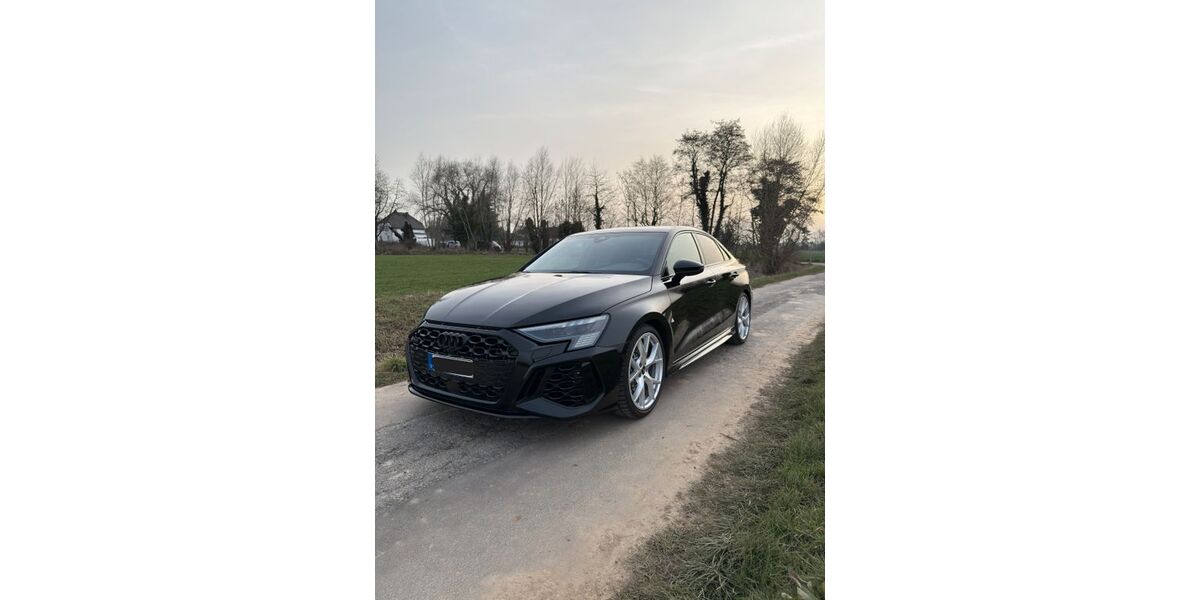 Audi RS3 38.900 km 50.999 &euro; Fröndenberg 58730