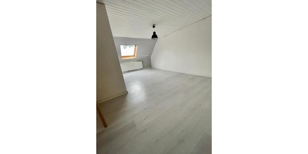 Etagenwohnung Herne Sodingen - 5.5 Zimmer, 122 m&sup2;, 1.100&euro; | Angebot:25844811
