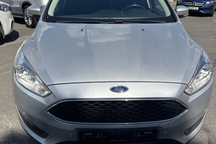 Ford Focus 110.000 km 9.990 &euro; Lüdenscheid 58511