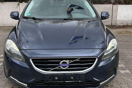 Volvo V40 348.215 km 4.400 &euro; Dortmund 44379