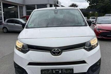 Toyota Proace City (Verso) 47.902 km 13.900 &euro; Datteln 45711