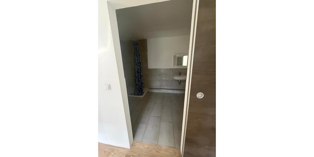Reihenhaus Menden (Sauerland) Bösperde - 6 Zimmer, 130 m&sup2;, 1.590&euro; | Angebot:26391188