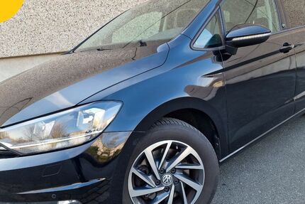 VW Touran 128.680 km 14.490 &euro; Dortmund 44379