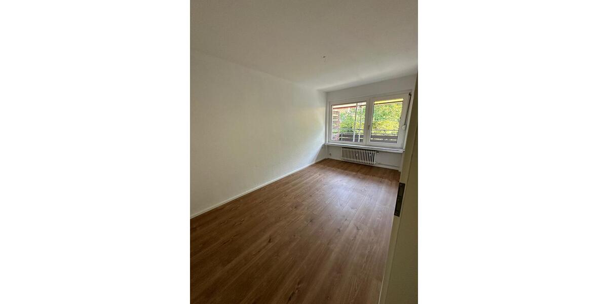 Etagenwohnung Schalksmühle - 3 Zimmer, 67 m&sup2;, 400&euro; | Angebot:24492099