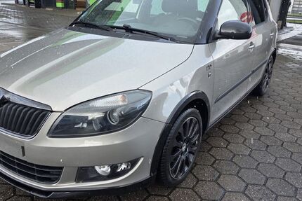 Skoda Fabia 220.000 km 2.499 &euro; Dortmund 44339