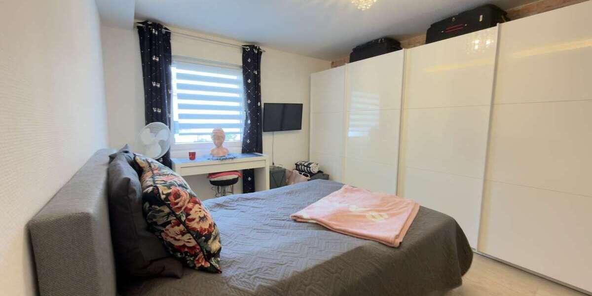 Modernisiertes Reihenhaus mit Wellnessbad, Gäste-WC, Keller & 248 m² Grundstück - Reihenmittelhaus Bönen | Angebot:27671909
