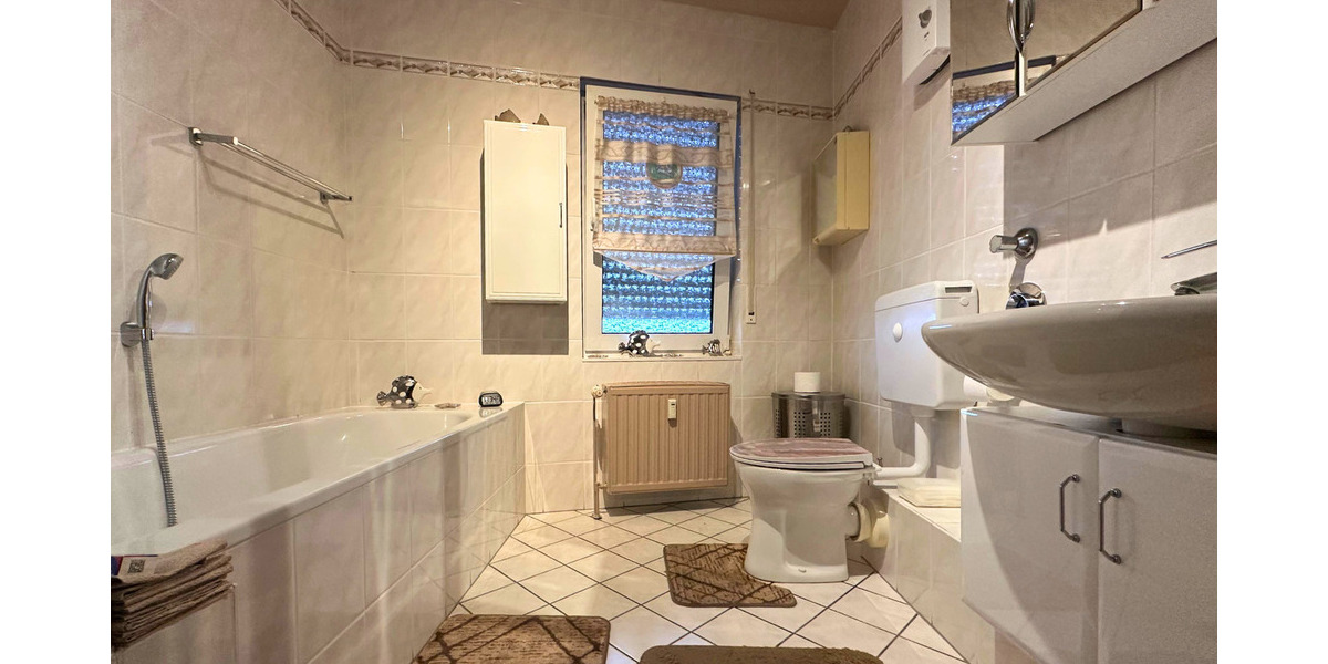 Etagenwohnung Neuenrade - 3 Zimmer, 91 m&sup2;, 149.600&euro; | Angebot:25703457