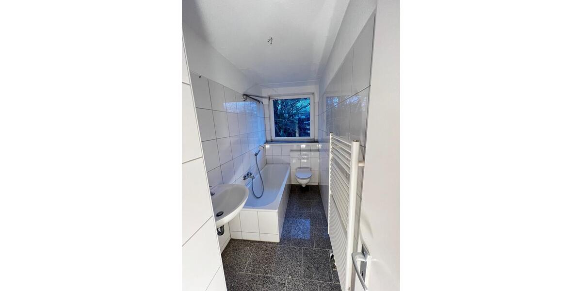 Dachgeschoßwohnung Lüdenscheid Staberg - 3 Zimmer, 69 m&sup2;, 500&euro; | Angebot:26663116