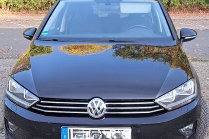 VW Golf Sportsvan 82.722 km 13.300 &euro; Kamen 59174