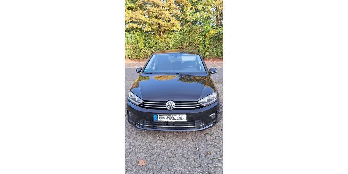VW Golf Sportsvan 82.722 km 13.300 &euro; Kamen 59174