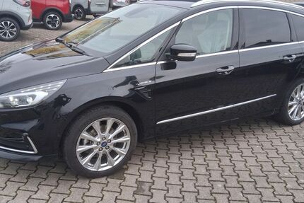 Ford S-Max 52.000 km 32.780 &euro; Kamen 59174