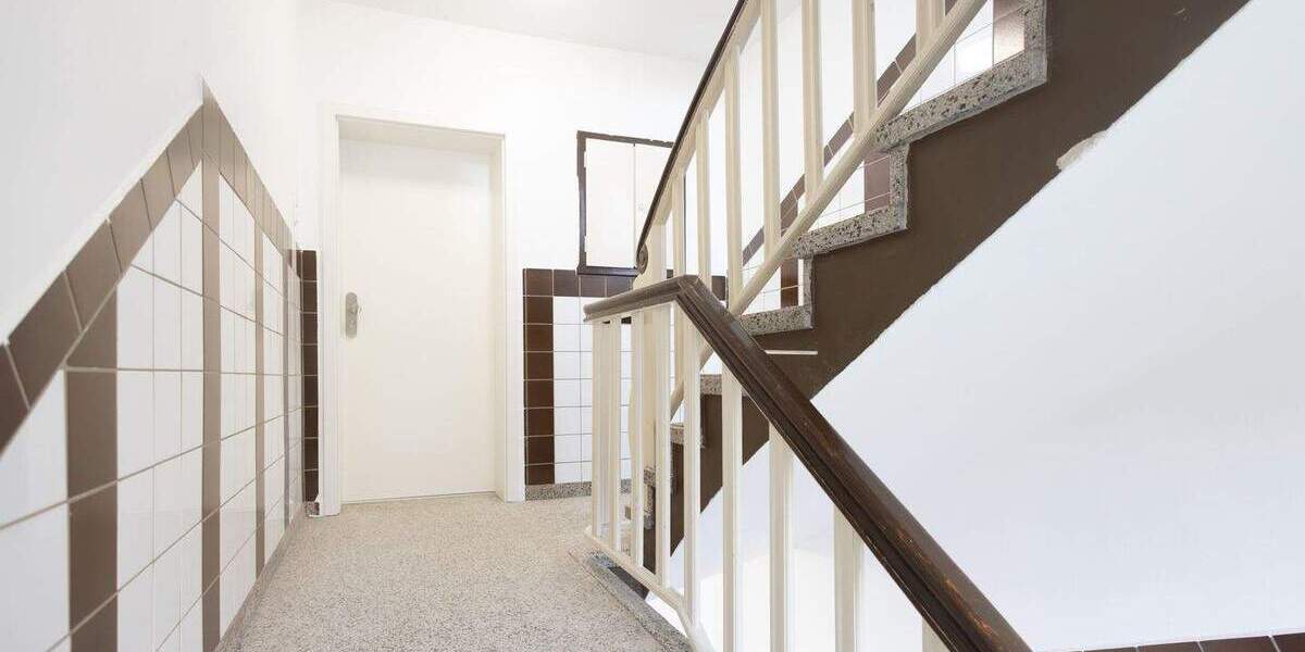 Etagenwohnung Bochum Innenstadt - 3 Zimmer, 80 m&sup2;, 900&euro; | Angebot:25744014