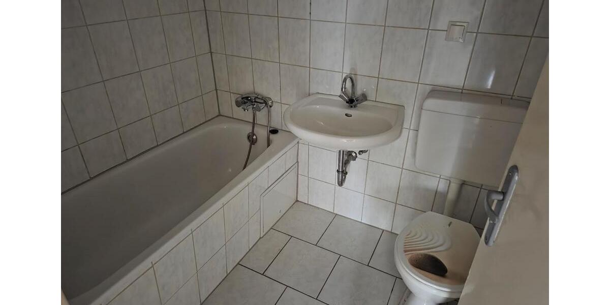 Etagenwohnung Werdohl - 3 Zimmer, 64 m&sup2;, 384&euro; | Angebot:26262471