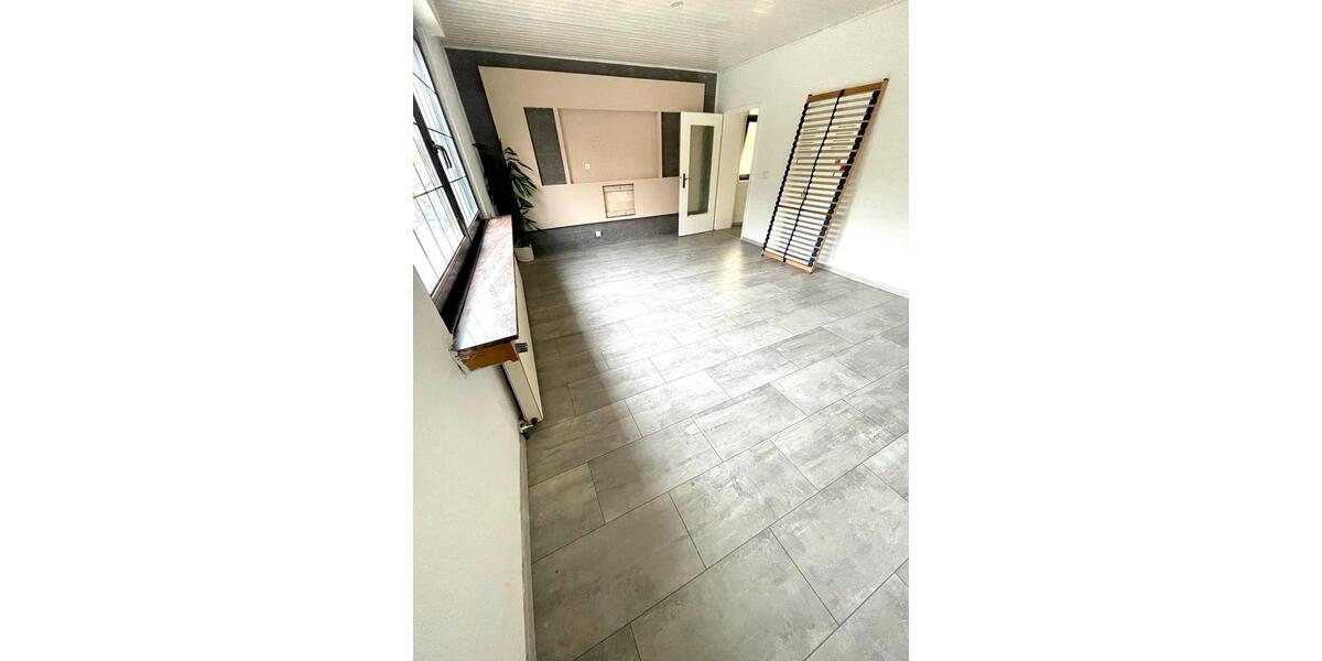 Etagenwohnung Herne Sodingen - 5.5 Zimmer, 122 m&sup2;, 1.100&euro; | Angebot:25844811