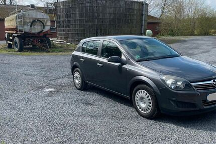 Opel Astra 157.825 km 2.999 &euro; Kamen 59174