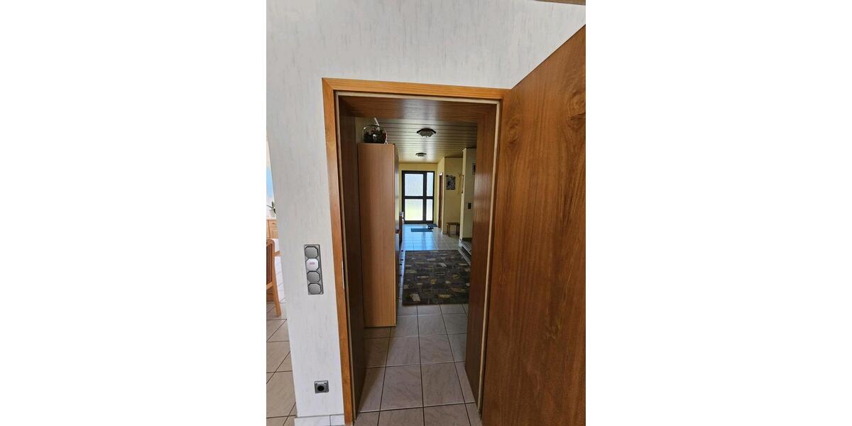 Doppelhaushälfte Bergkamen - 5 Zimmer, 130 m&sup2;, 1.800&euro; | Angebot:27614931
