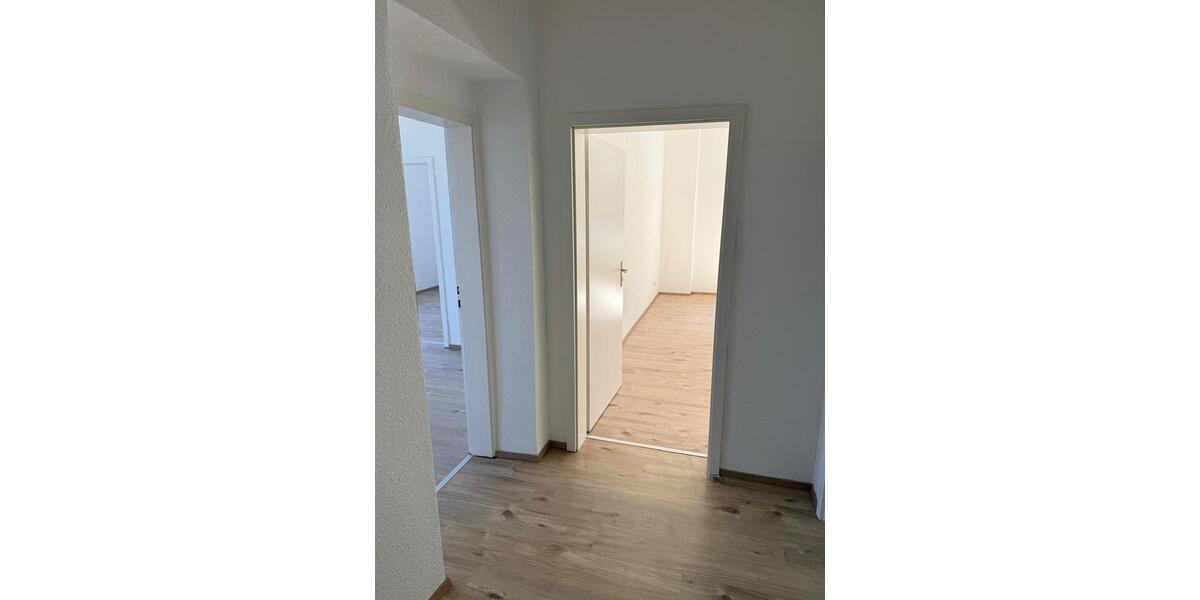 Etagenwohnung Hagen Dahl - 3.5 Zimmer, 83 m&sup2;, 500&euro; | Angebot:25874618
