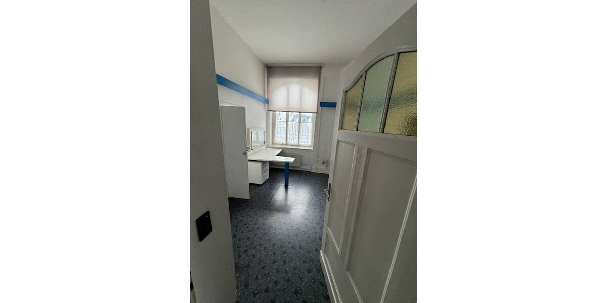 Gewerbeobjekt Lüdenscheid Knapp - 9 Zimmer, 180 m&sup2;, 1.300&euro; | Angebot:25685524