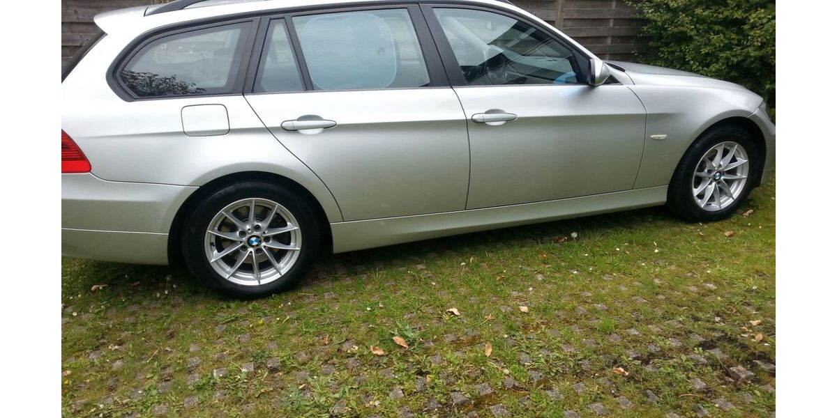 BMW 318 212.000 km 3.200 &euro; Bochum 44789