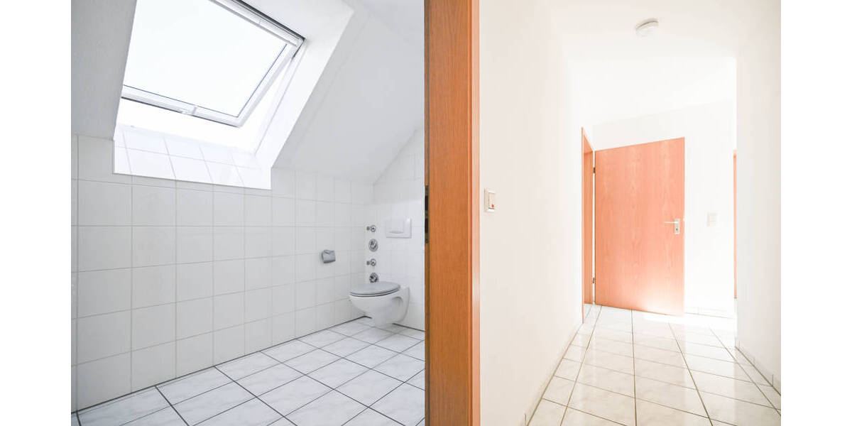 Etagenwohnung Hattingen Holthausen - 3 Zimmer, 67 m&sup2;, 645&euro; | Angebot:26016761