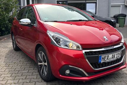 Peugeot 208 75.000 km 6.250 &euro; Herne 44625