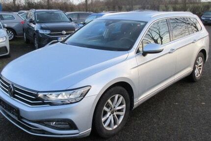 VW Passat Variant 93.200 km 21.988 &euro; Bergkamen 59192