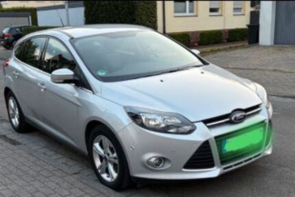 Ford Focus 99.000 km 7.300 &euro; Bergkamen 59192