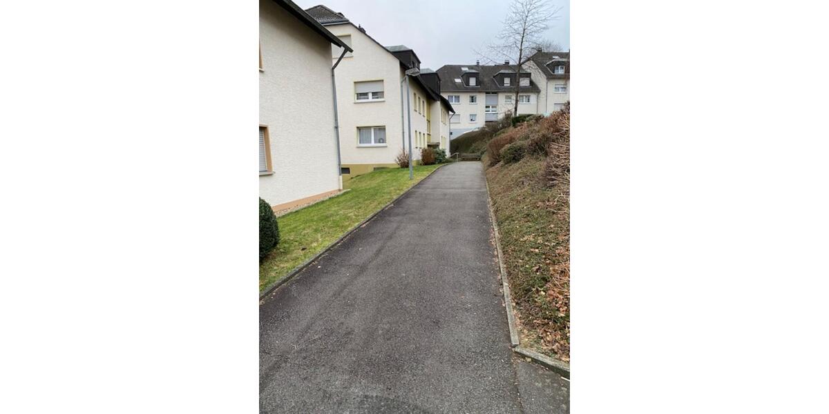 Dachgeschoßwohnung Lüdenscheid Brügge - 2 Zimmer, 69 m&sup2;, 550&euro; | Angebot:24334600