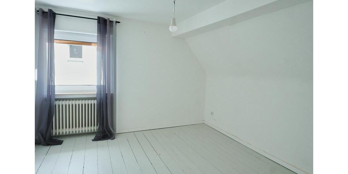 Doppelhaushälfte Iserlohn Grüne - 6 Zimmer, 150 m&sup2;, 1.500&euro; | Angebot:26677617