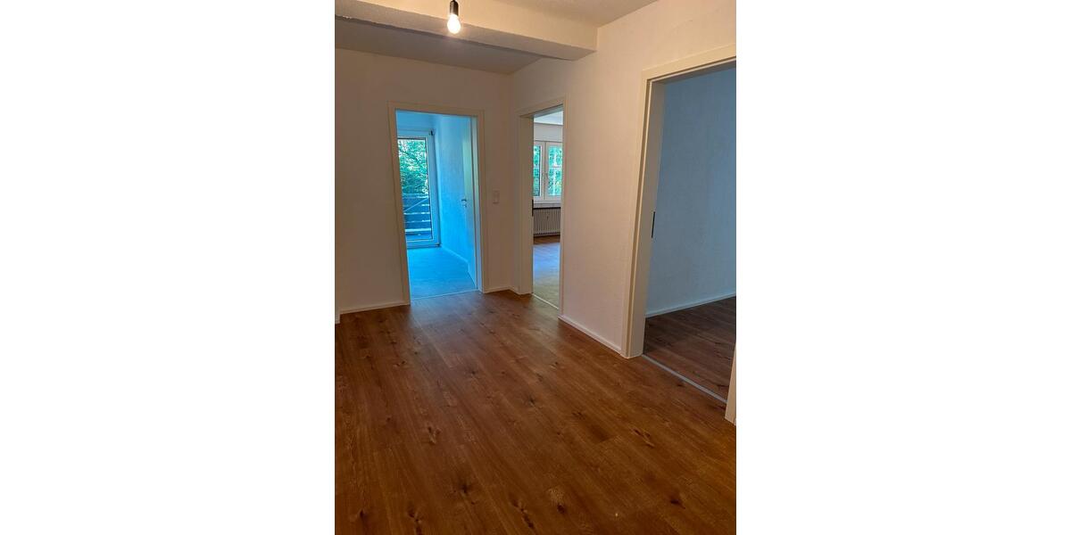 Etagenwohnung Schalksmühle - 3 Zimmer, 79 m&sup2;, 900&euro; | Angebot:27617604