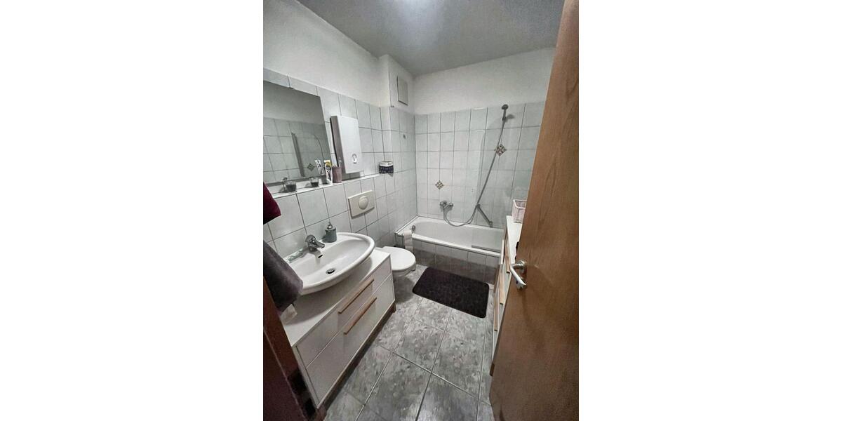 Dachgeschoßwohnung Halver - 2.5 Zimmer, 53 m&sup2;, 580&euro; | Angebot:27600983