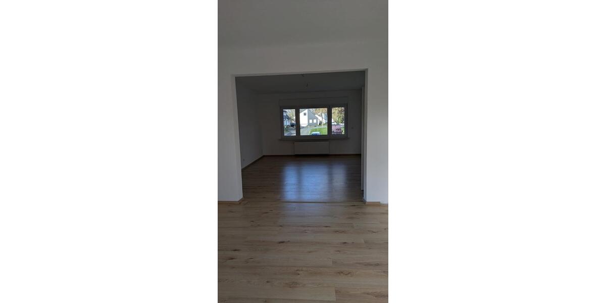 Erdgeschoßwohnung Arnsberg Rusch - 3 Zimmer, 75 m&sup2;, 675&euro; | Angebot:25988588