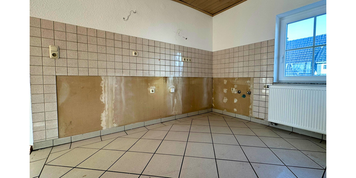 Etagenwohnung Balve - 5 Zimmer, 100 m&sup2;, 750&euro; | Angebot:25880165
