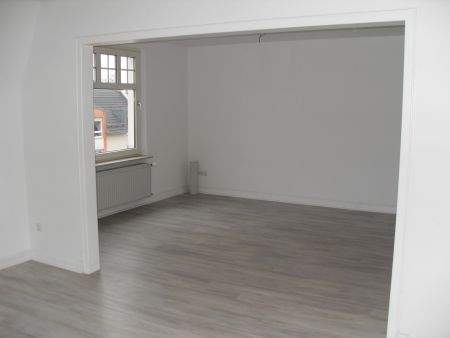 Etagenwohnung Lüdenscheid Grünewald - 3 Zimmer, 90 m&sup2;, 570&euro; | Angebot:25697115