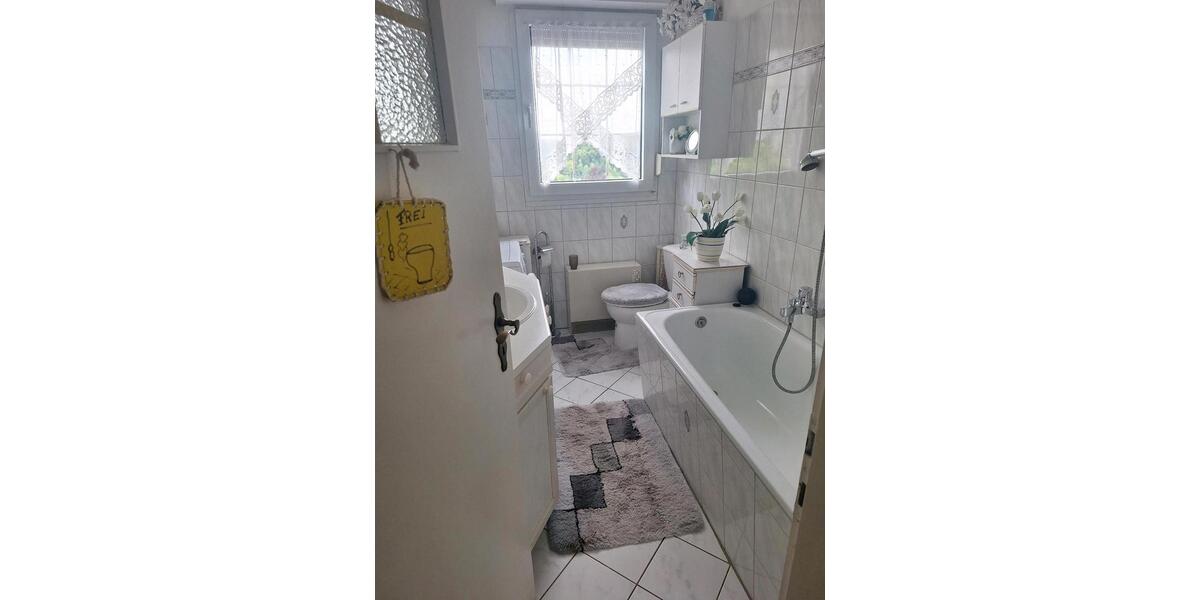 Etagenwohnung Hemer - 3 Zimmer, 110 m&sup2;, 149.000&euro; | Angebot:24843350