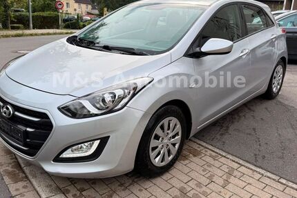Hyundai i30 79.000 km 8.199 &euro; Lüdenscheid 58515