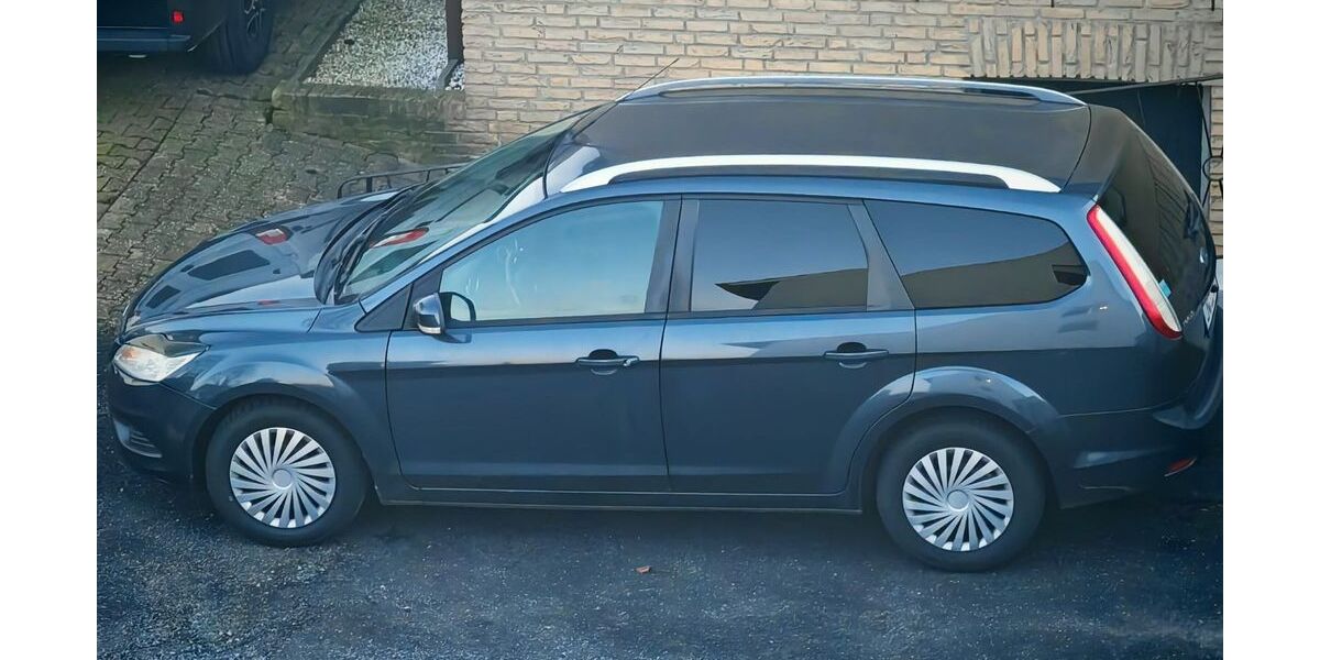 Ford Focus 175.000 km 3.950 &euro; Unna 59425