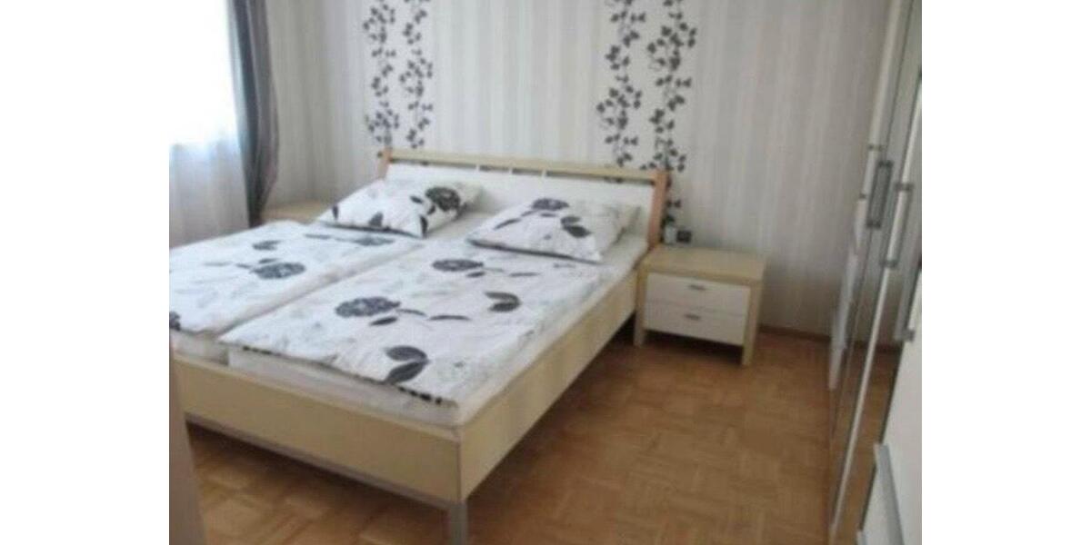 Hochparterre Lüdenscheid Staberg - 3 Zimmer, 83 m&sup2;, 805&euro; | Angebot:25875940