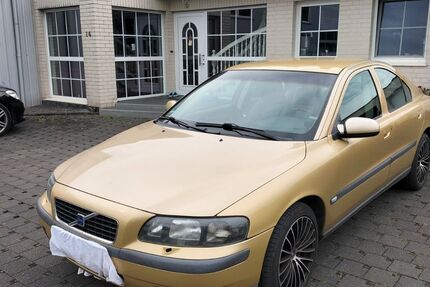 Volvo S60 245.000 km 3.999 &euro; Werne 59368