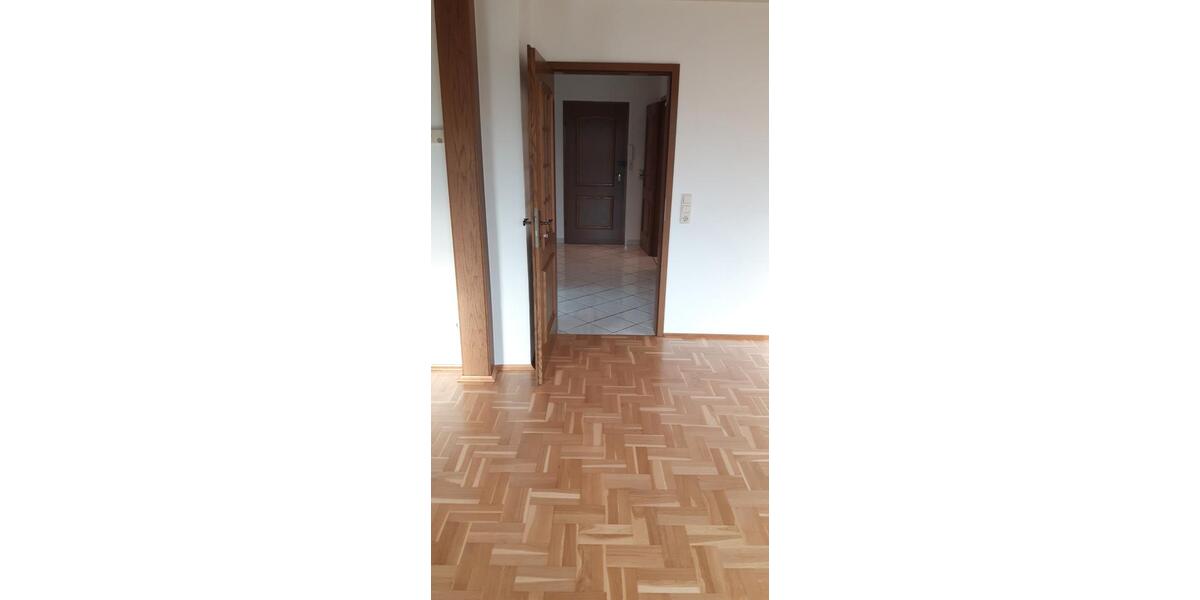 Dachgeschoßwohnung Castrop-Rauxel Deinighausen - 3 Zimmer, 90 m&sup2;, 700&euro; | Angebot:26024248