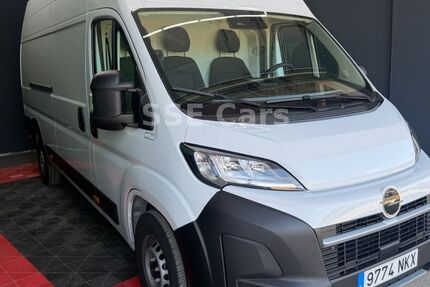 Opel Movano 3.705 km 27.900 &euro; Bochum 44795