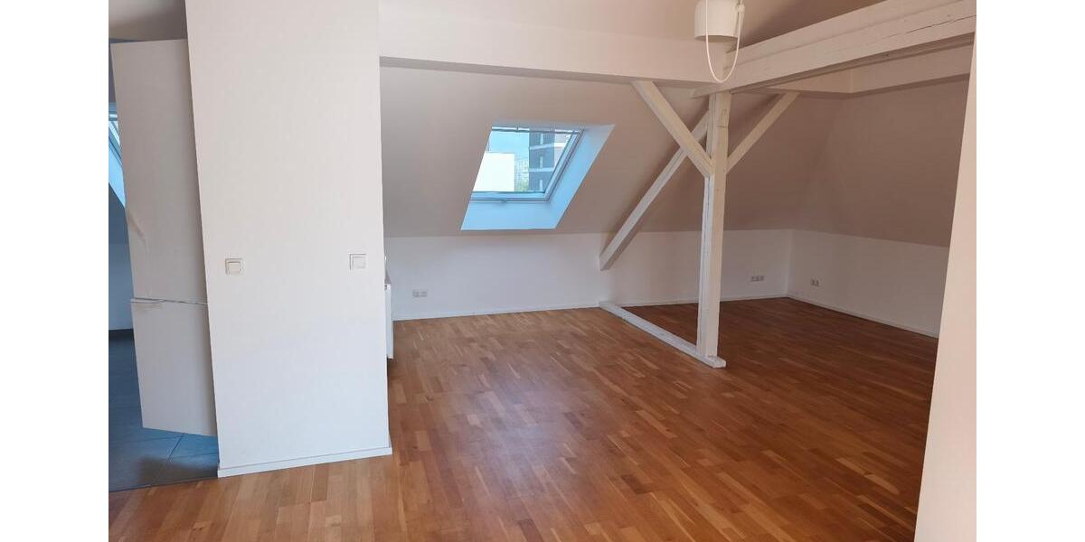 Dachgeschoßwohnung Dortmund - 3 Zimmer, 95 m&sup2;, 1.110&euro; | Angebot:27625884
