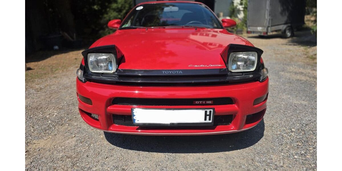 Toyota Celica 85.000 km 18.900 &euro; Menden 58706